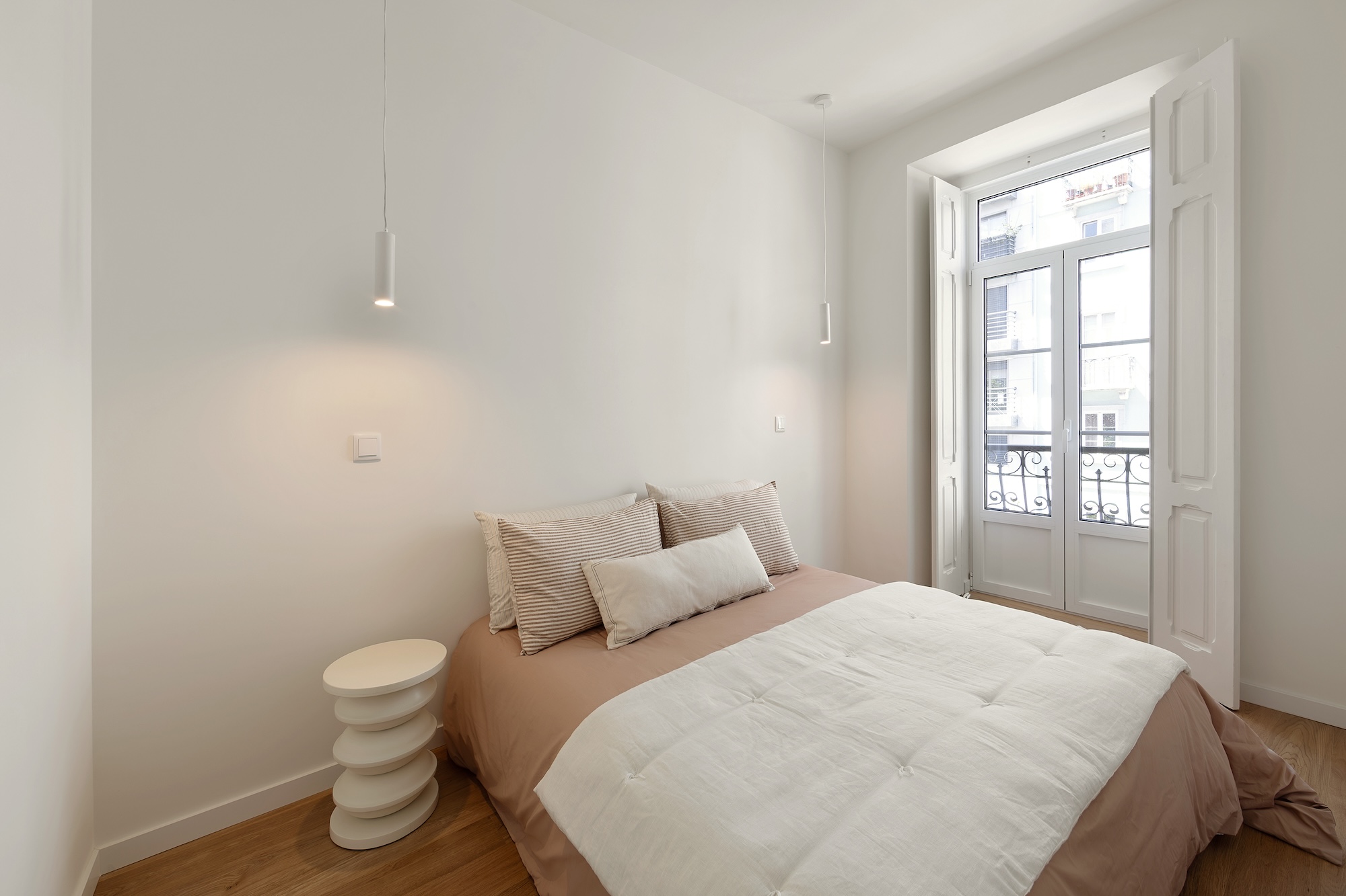 quarto staging factory